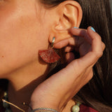 AROS ABANICO  ORIGAMI ROJO  ENCHAPE ORO