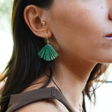 AROS ABANICO ORIGAMI VERDE ENCHAPE ORO