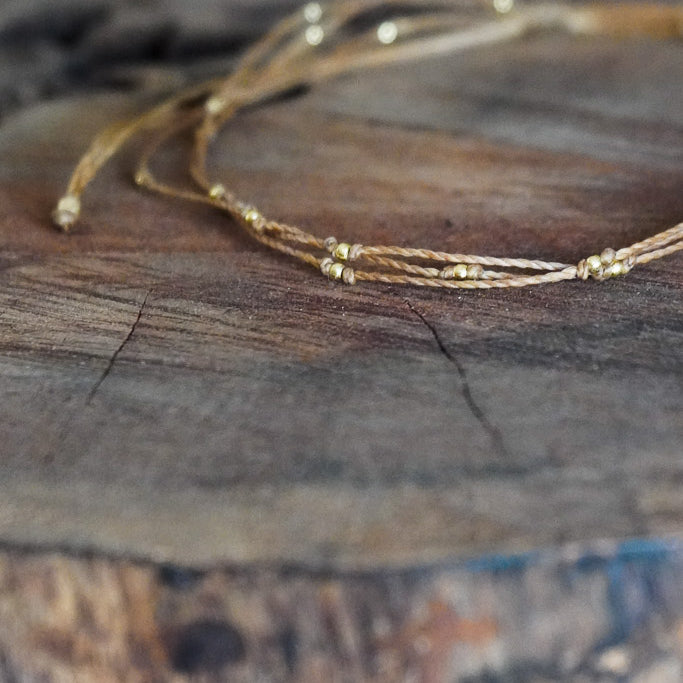 COLLAR HILO TRIPLE AJUSTABLE ENCHAPE ORO