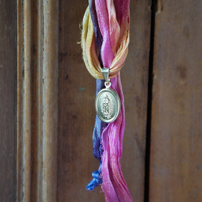 PROTECTOR VIRGEN GUADALUPE ENCHAPE ORO