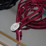 COLLAR SEDA ESPÍRITU SANTO MATER