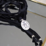 COLLAR SEDA ESPÍRITU SANTO MATER