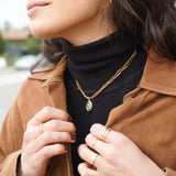 COLLAR HILO TRIPLE VIRGEN GUADALUPE O ESPÍRITU SANTO ENCHAPE ORO