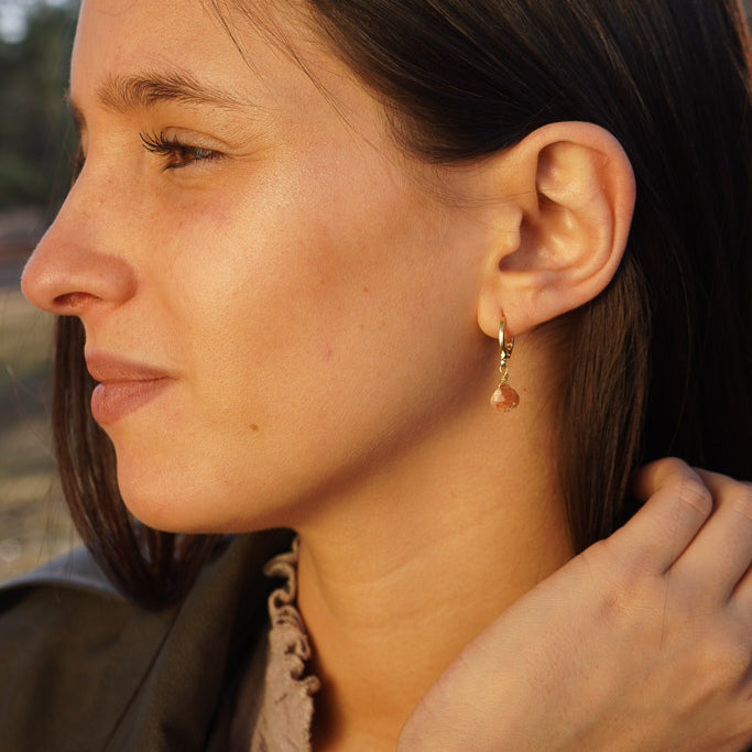 AROS ARGOLLAS MINI PIEDRA ENCHAPE ORO