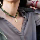 COLLAR CINTA SEDA RÚSTICA CRUZ