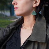 AROS ABANICO ORIGAMI VERDE ENCHAPE ORO