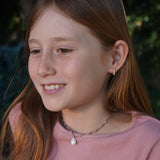 COLLAR TEJIDO VIRGEN DE LOS RAYOS PLATA NIÑA