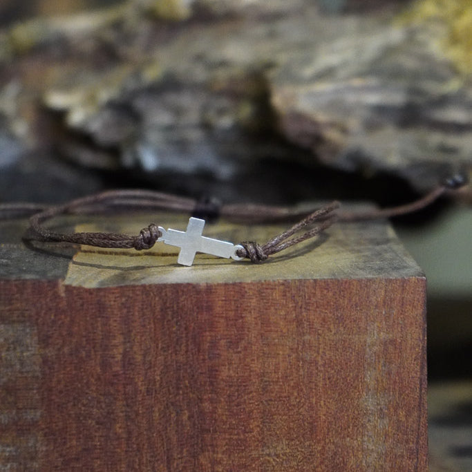 PULSERA CRUZ CAFÉ HOMBRE PLATA