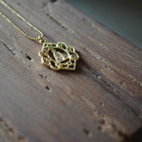 COLLAR VIRGEN DECO ENCHAPE ORO