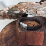 PULSERA CUERO GRUESO CAFE MORO BROCHE PLATA MATE HOMBRE