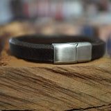 PULSERA CUERO GRUESO CAFE MORO BROCHE PLATA MATE HOMBRE