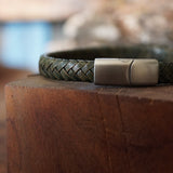 PULSERA CUERO TRENZADO VERDE BROCHE PLATA MATE HOMBRE