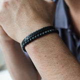 PULSERA CUERO TRENZADO NEGRO BROCHE PLATA MATE HOMBRE