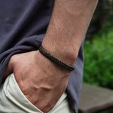PULSERA CUERO TRENZADO CAFÉ BROCHE PLATA MATE HOMBRE