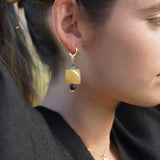 AROS PIEDRAS AMARILLO NEGRO