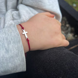 PULSERA CRUZ  PLATA ROJO NIÑO