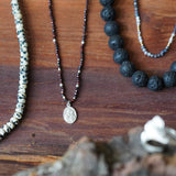 COLLAR TEJIDO MATER PIEDRAS PLATA