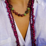 COLLAR PIEDRAS BURDEO VERDE