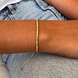 PULSERA DELFINA PIEDRA CREMA MUJER