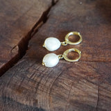 AROS ARGOLLA PERLA IRREGULAR CHICA ENCHAPE ORO