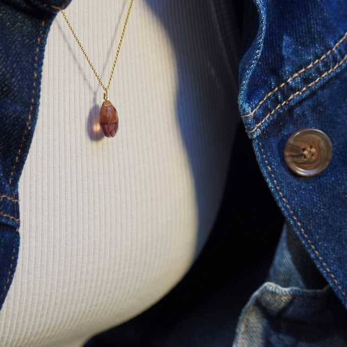 COLLAR PIEDRA FLUORITA ENCHAPE ORO