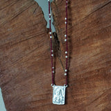 COLLAR TEJIDO BURDEO ESCAPULARIO PLATA
