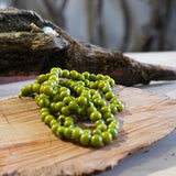 COLLAR SEMILLAS VERDES